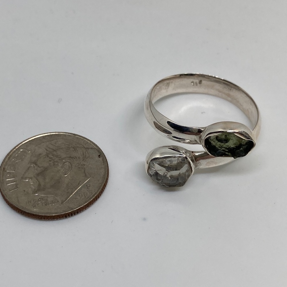GENUINE CZECH MOLDAVITE RING - Picture 4 of 9